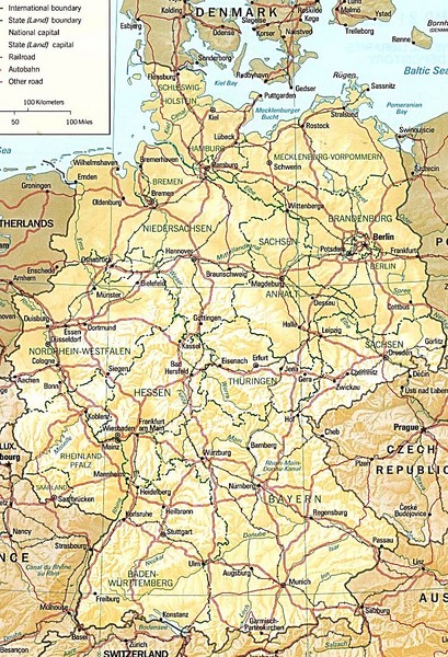 Map of Germany showing roads, railways and cities. From travelswise.com